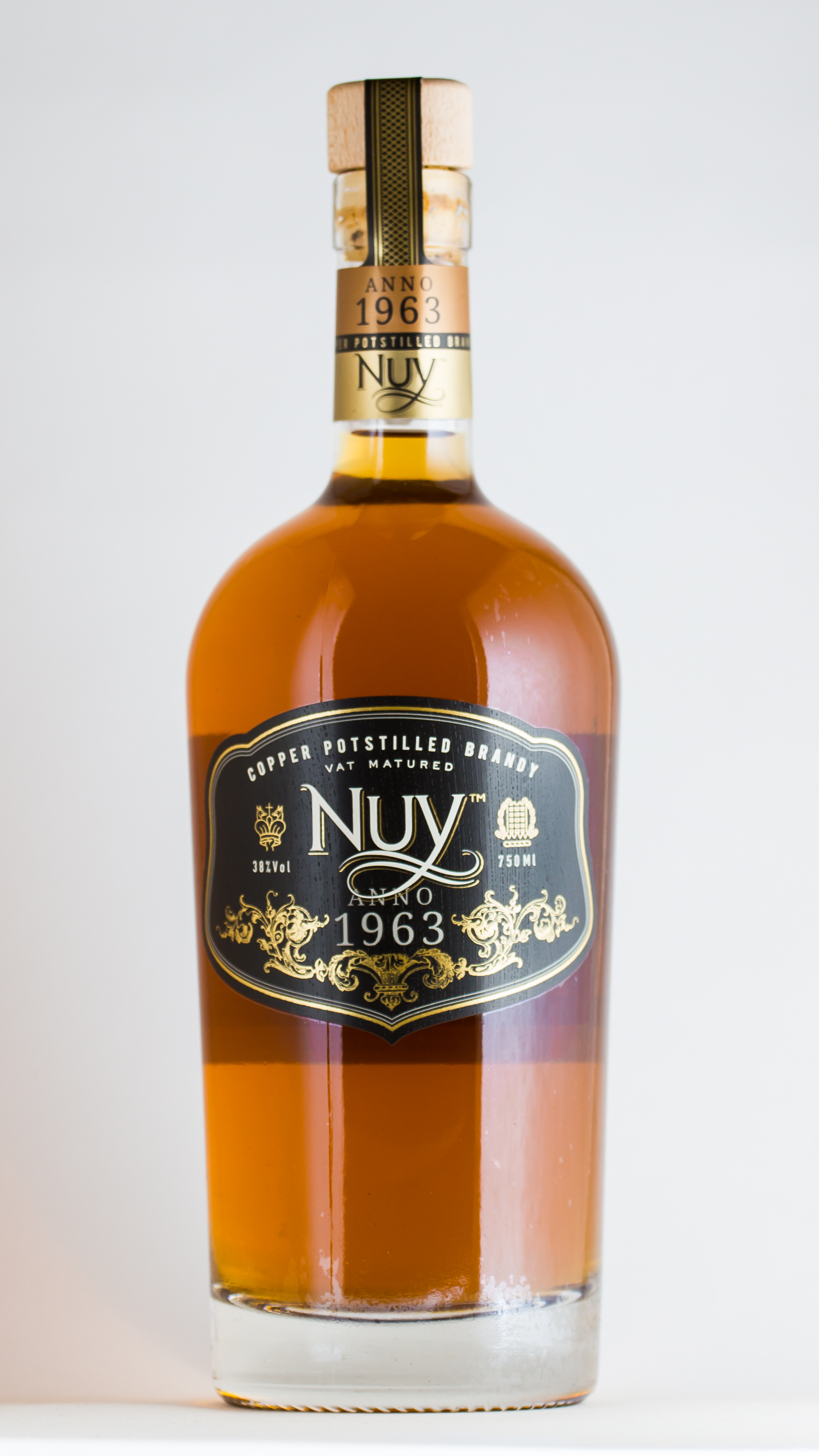 Nuy Copper Potstill Brandy label